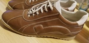 Women's Salvatore Ferragamo leather sneakers 6.5